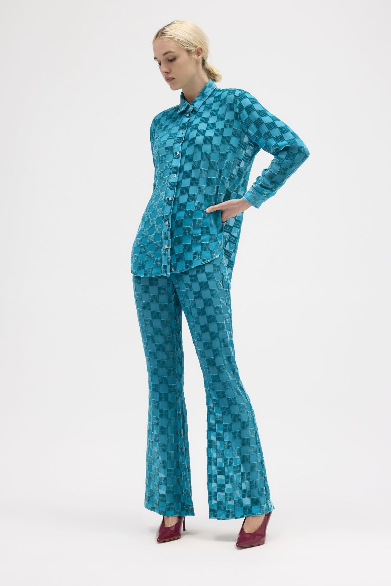 Sky Silk Velvet Check Pants